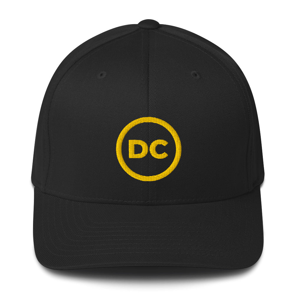 Discipline Club Crest Structured Cap in black, front