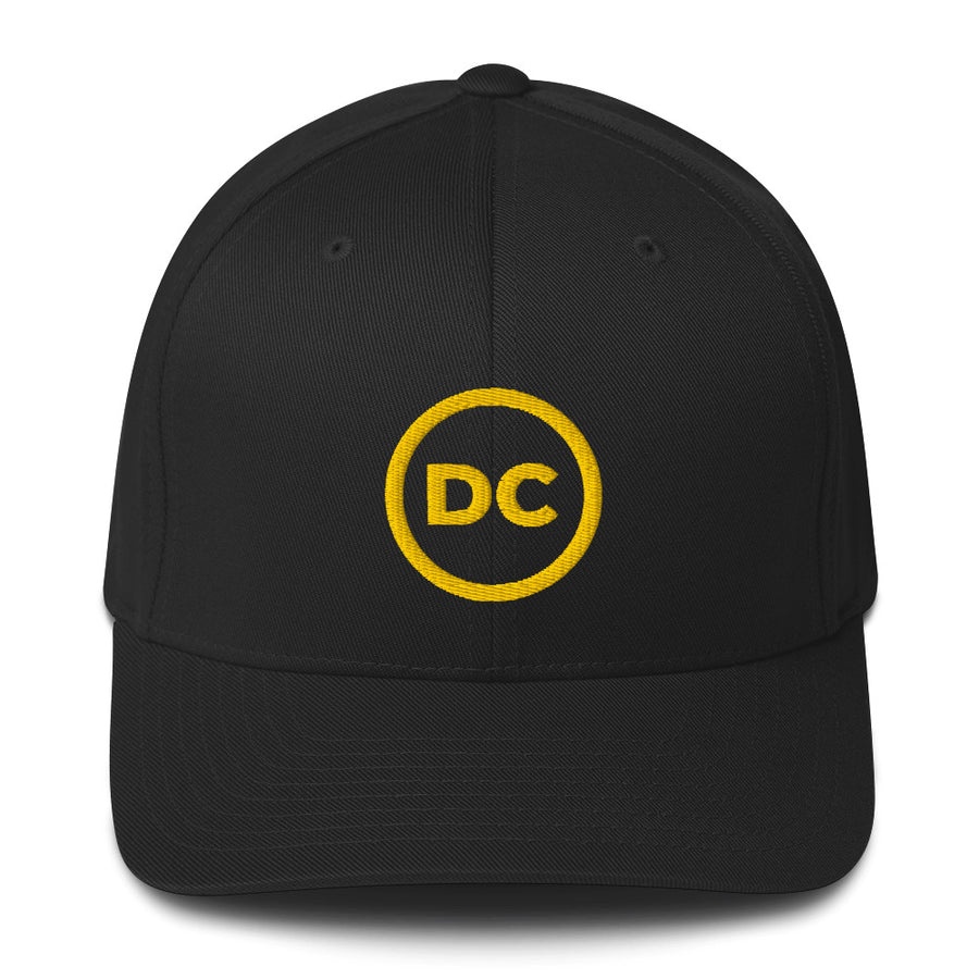 Discipline Club Crest Structured Cap in black, front